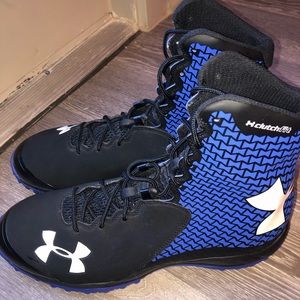 ✨✨ Brawler Under Armour Football Cleat!